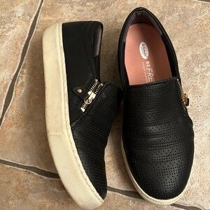 Dr Scholls black leather shoes